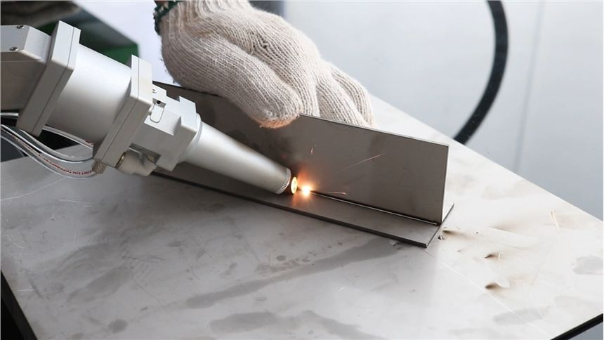 handheld laser welding machine