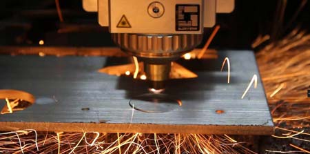 laser cutting machine